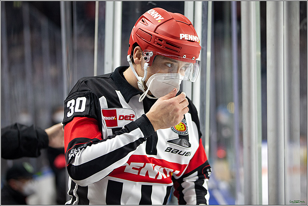 PENNY DEL; Koelner Haie- Duesseldorfer EG; Koeln, 16.01.2022
